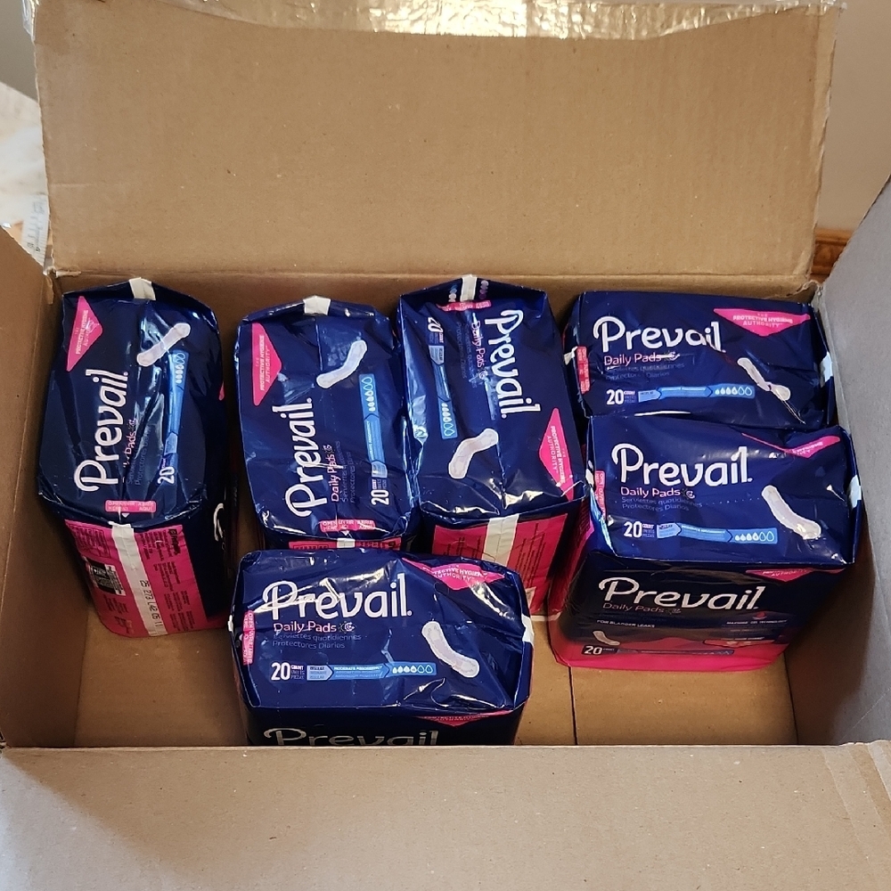 Prevail Daily Pads Bladder Control Bundle of 7 Packs - 20 in each Pack